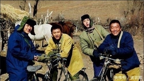 通迅 50年代到2010年代流行服的演变,你还记得小时候穿过的款式