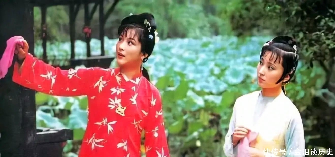 教袭|贾宝玉和袭人亲近,晴雯请来林黛玉相助,黛玉当众教袭人做人