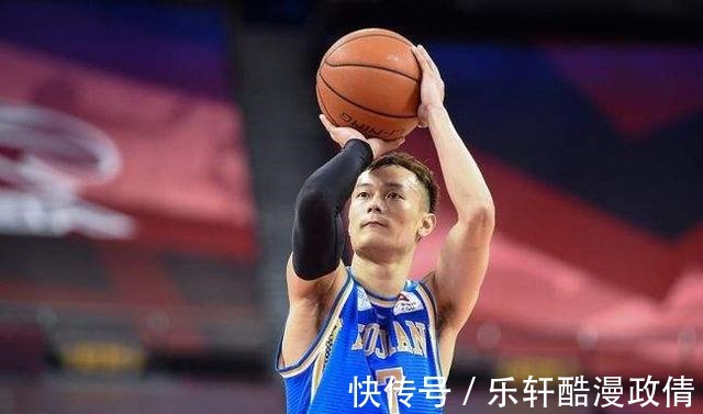 周鹏|广东大换血,杜锋或狠心放弃5名球员,汤杰获周鹏力挺很感动