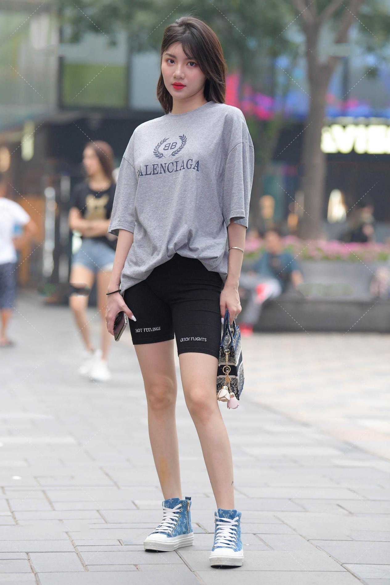 穿出|短袖搭配五分裤, 能穿出一种休闲又帅气的感觉