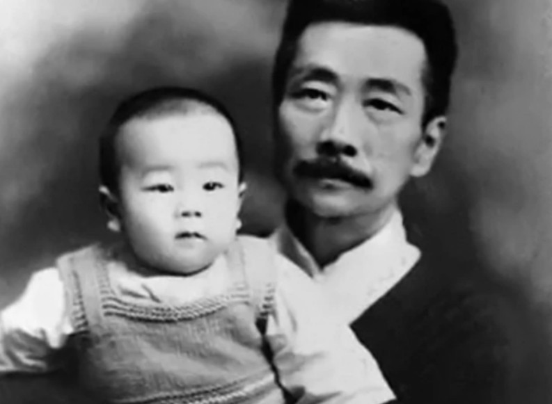 鲁迅的后人现状如何?儿子当官,孙子是我们熟悉的大明星!