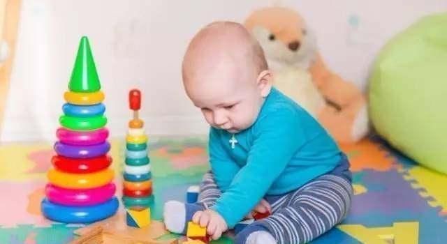 孩子|宝宝0~2岁阶段，若出现下列异常情况，说明娃发育迟缓需及早治疗