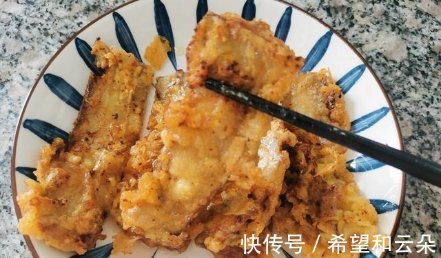 炸带鱼，有人用面糊，有人用淀粉都不对，教你正确做法，真好吃！