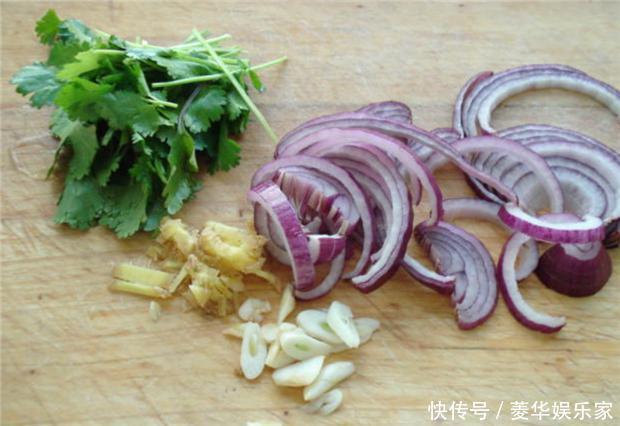 翻炒|冬天一定要多吃孜然牛肉,正宗孜然牛肉做法在这里!