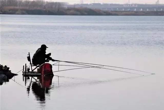 冬季哪些天气能钓鱼,哪些天气钓不到鱼?简单2点,让你收获满满