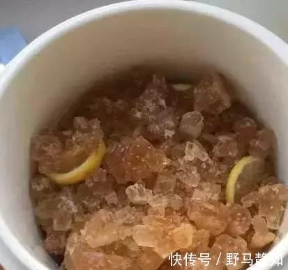 黄冰糖|它是“肺部清洁工”，秋燥肺热老咳嗽，每天喝一杯，排出肺部垃圾