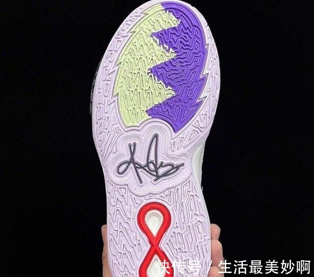 篮球鞋 欧文8代高清大图曝光!迷彩配色拯救颜值,中底变薄实战利器!