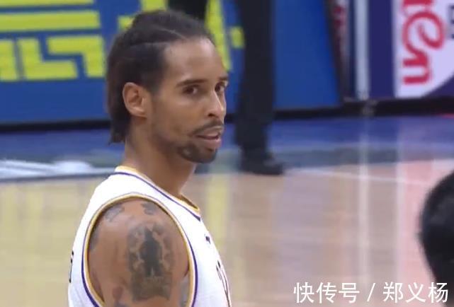曼利|15分完敗!昔日總冠軍遭馬布里雙殺,外援8中0為水貨,季后賽懸了