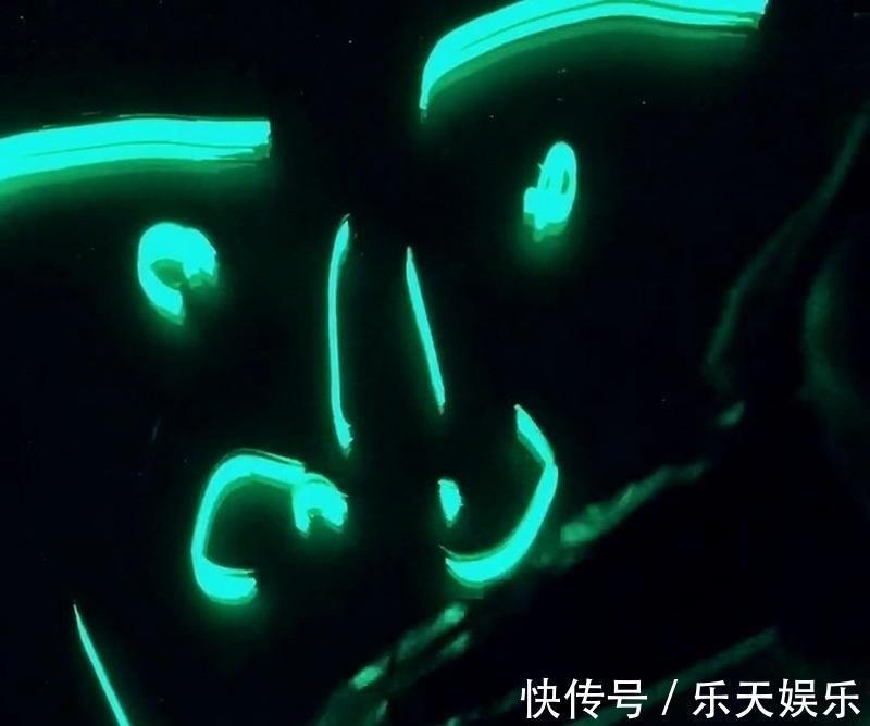 画板|大佬荧光笔手绘蔡徐坤,开始:在瞎画?看到最后ikun:不像真人!