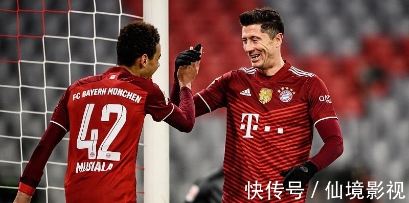 出勤率|58场69球,莱万效率比肩巅峰C罗,ESPN:梅西1年91球怎么做到的?