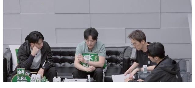 《披荆斩棘的哥哥》部落练习氛围区别明显,选手观众缘出现变化