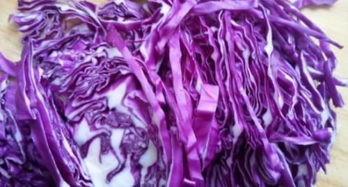 皮肤|不显老的女人,都爱吃以下3种食物,祛除雀斑,皮肤细腻又光滑