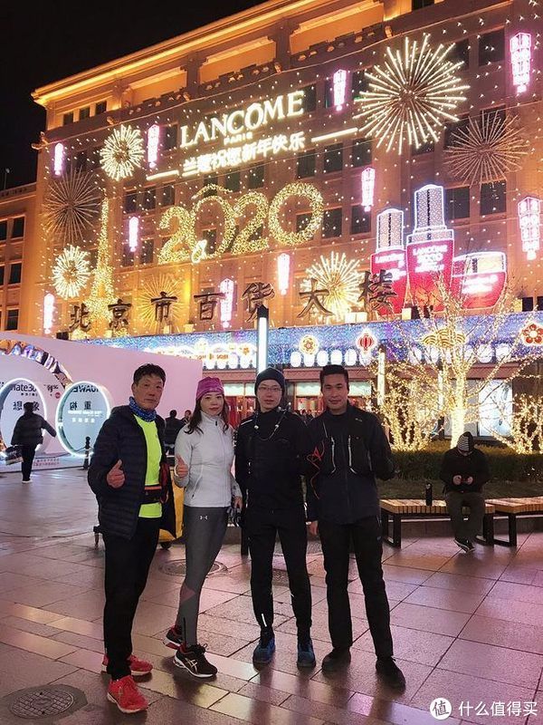 陪跑|蛋说无妨 篇二十:从夏日赤道红到冬日无极黑,R2陪跑一整年