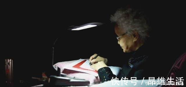 北方文学@她60岁开始认字、75岁学写作,每年出一本书,这才是真励志