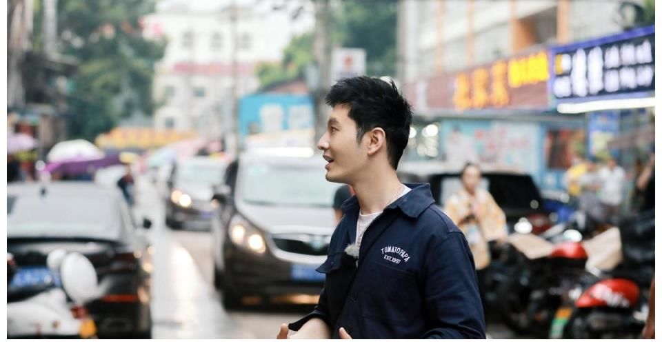 丁真|放牛娃，超級(jí)千金，人氣小生齊聚《中餐廳》網(wǎng)友：想不火都不行