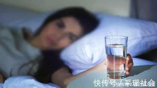 骨头汤|七大养生误区,多喝水,多走路也名列其中,对照下,你中了几个?