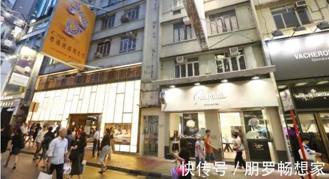 王健林|梁安琪3.8亿买了间铺子,过去月租150万,如今降到90万的租不出去