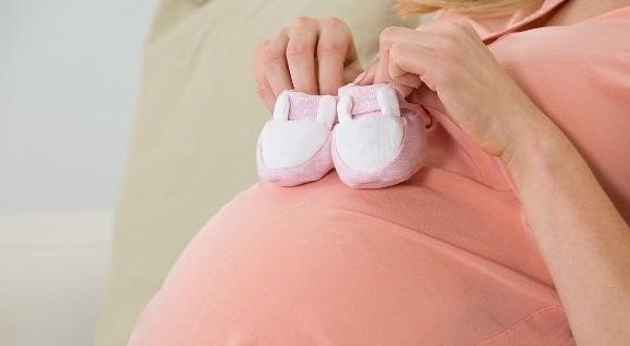 女人排卵期过后,看到内裤上有这个暗号,多半是成功怀孕了