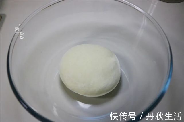 保鲜袋|手擀面这样做,根根分明煮不烂,爽滑筋道不糊汤,比买的好吃