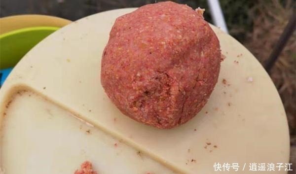 钓鱼技巧让中鱼率翻倍的四大技巧,冬钓鲫鱼也能用得上!