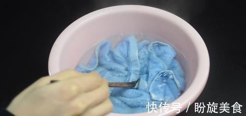 盆子|毛巾3天不洗就又脏又臭?学会这诀窍,洗完柔软又干净,太实用了