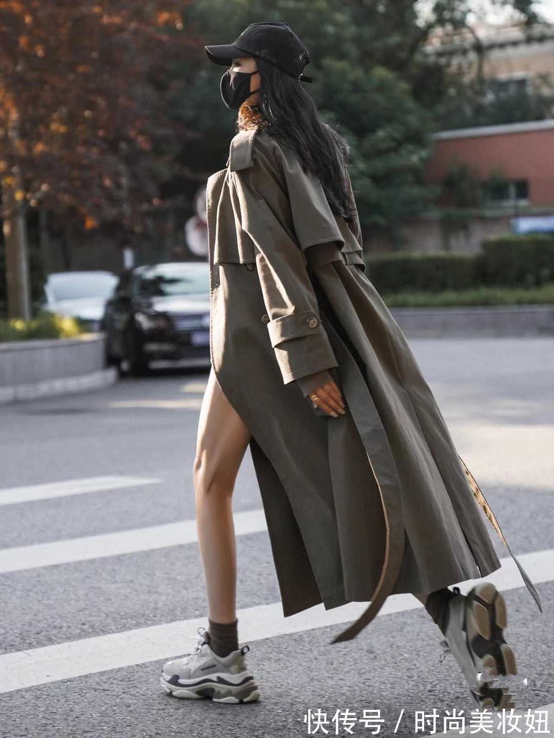 羽绒服 “长外套”到底怎么穿才高级?原来时髦精都这么穿,又飒又美