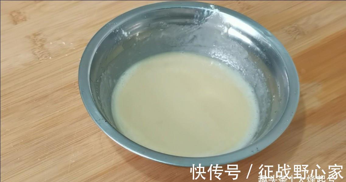 油酥|芝麻酥饼在家简单做，外酥里软又香甜，不用烤箱也可以酥得掉渣