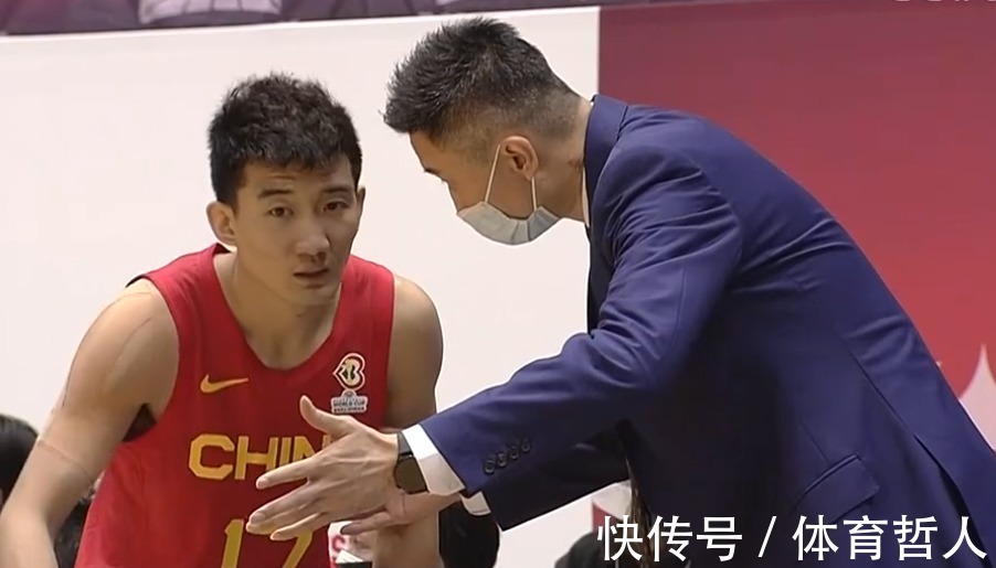 入场券|杜锋接受采访！点名表扬中国男篮2人 目标拿到巴黎奥运会入场券
