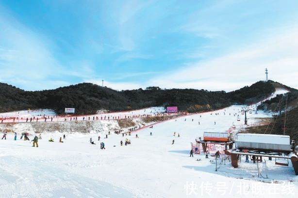 主题公园|预计今年北京上千万人参与冰雪运动 冬奥经济效应将持续释放