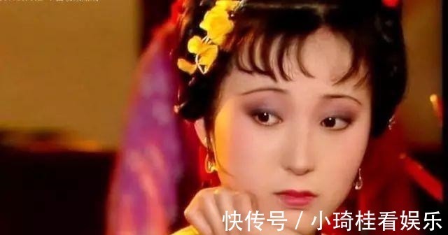 宝钗&同样是送礼,林黛玉与薛宝钗的做法大不相同;难怪她更得人心!