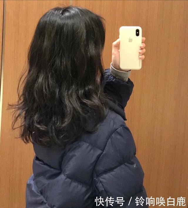 弧度|今年“木马烫”发型火了,自然清新又有气质,换上颜值会提高