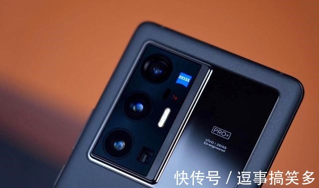 x70|你以为vivo X70 Pro+只是拍照强它的设计也很讨喜！