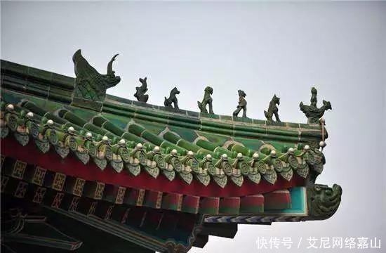  宫廷|宫廷建筑上的“五脊六兽”都是什么神兽？领队的小老头是谁？