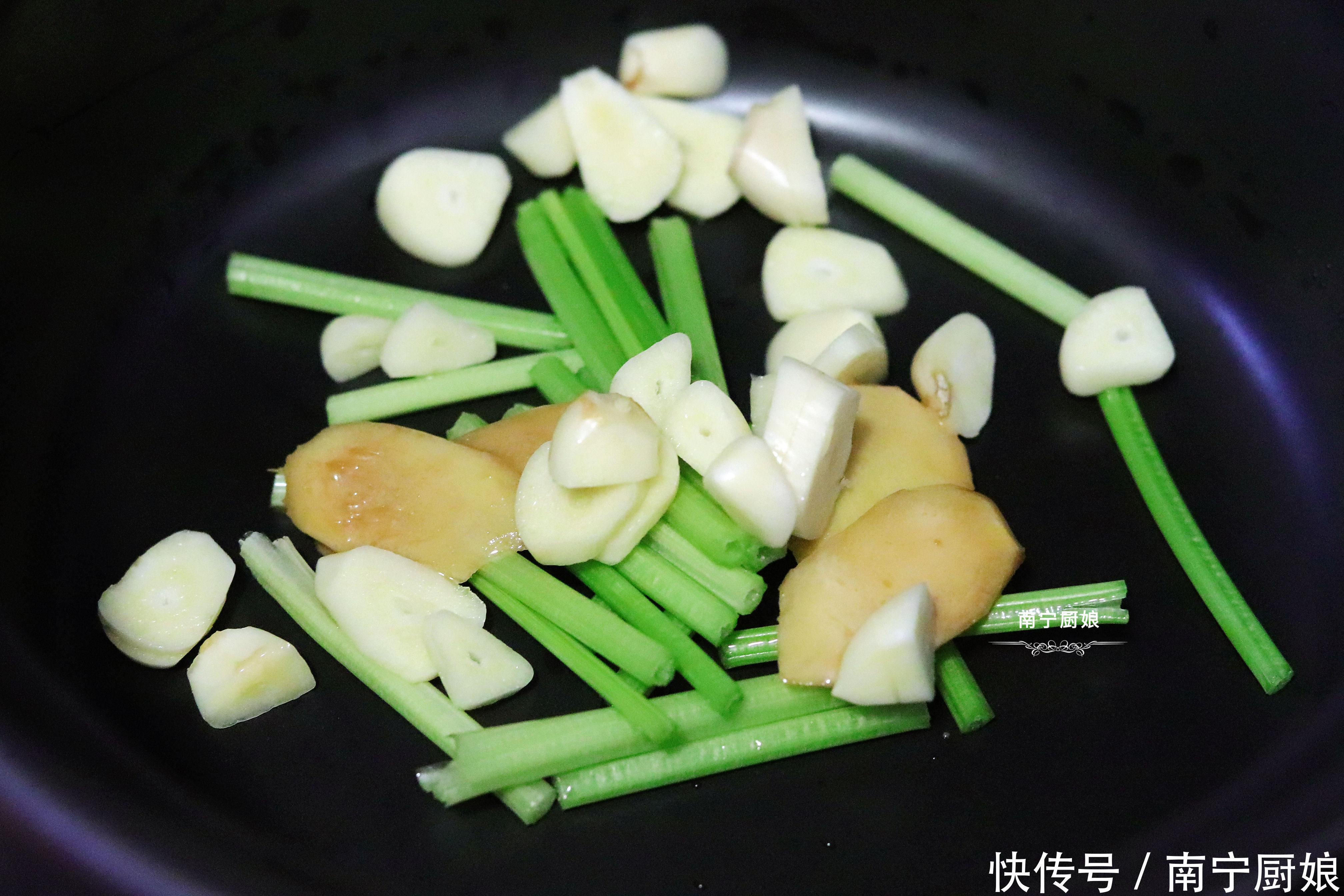 生粉|我家一周要吃7次的鱼肉做法,鲜香嫩滑又入味,吃一次就让人难忘