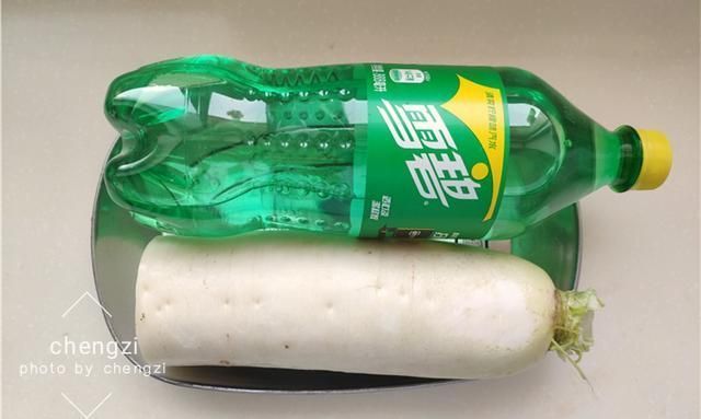 嘎嘣脆|和黄磊老师学的白萝卜做法,加罐雪碧腌一下,酸脆爽口,太好吃了