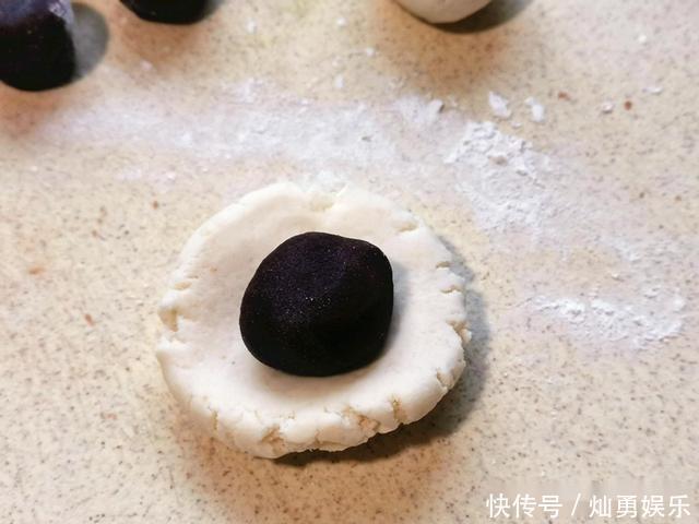 这是孩子最爱的早餐饼,皮软馅甜越吃越香,每次做都会光盘