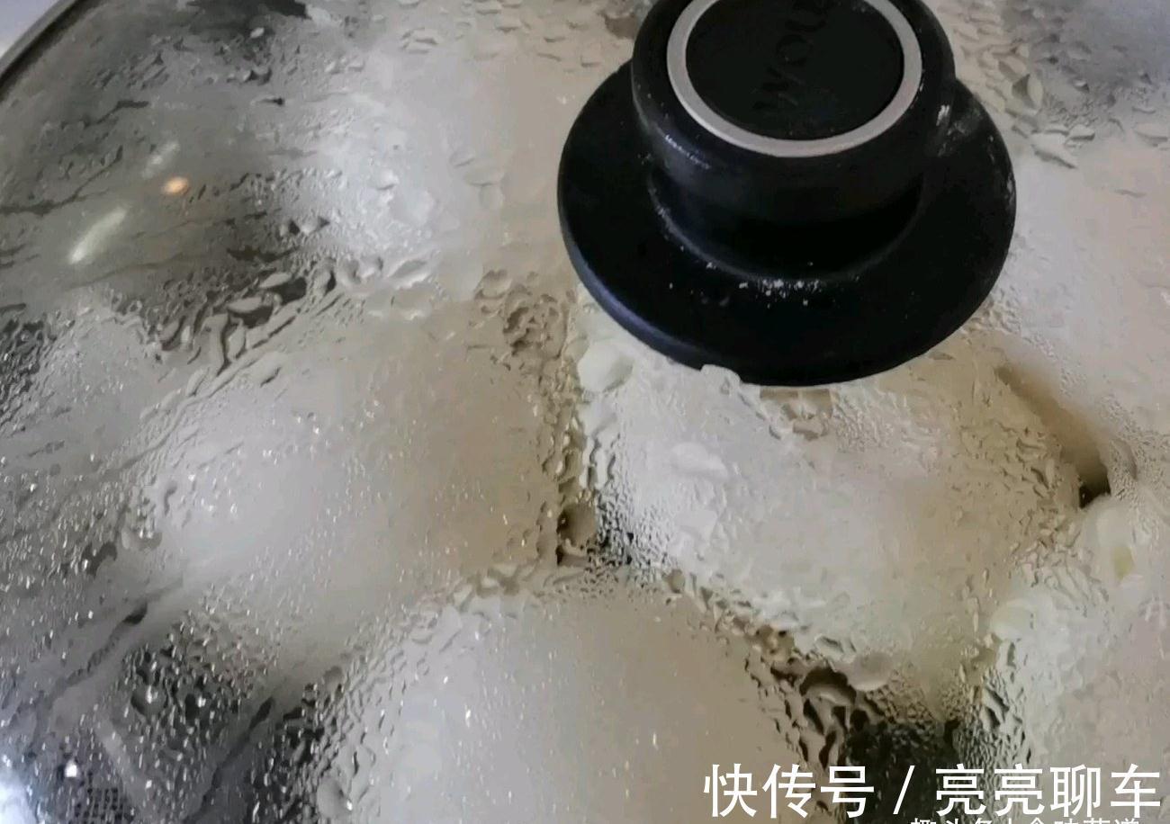 松软|馒头怎么做才好吃?关键在于和面,老师傅教你一招,个个松软好吃