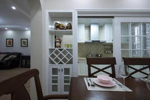 美观性|越来越多人在餐桌旁打个柜子,占地不足1㎡,好处非常多,真实用