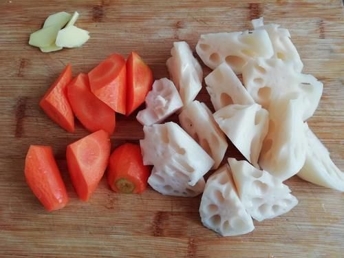 这鱼不起眼,6元一斤,用来煲汤鲜香又营养,比排骨汤更养人