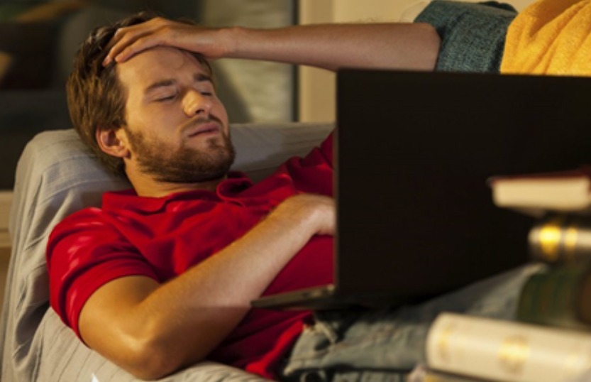 寿命长|寿命长的男人，晚上经常做4件事，最后一件单身朋友更方便