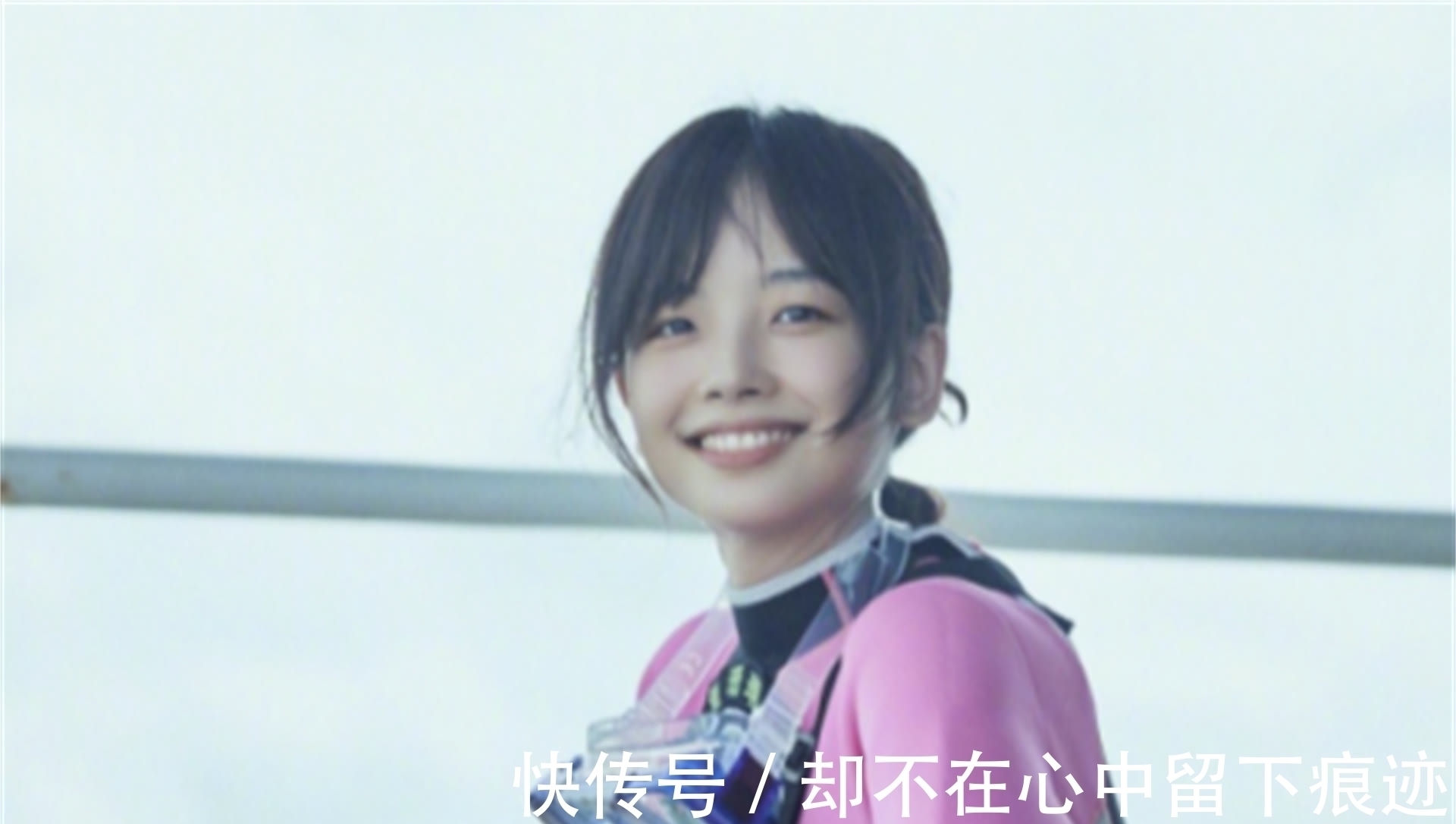 王冰冰参加综艺当嘉宾,素颜再次“美出圈”,热度堪比一线明星