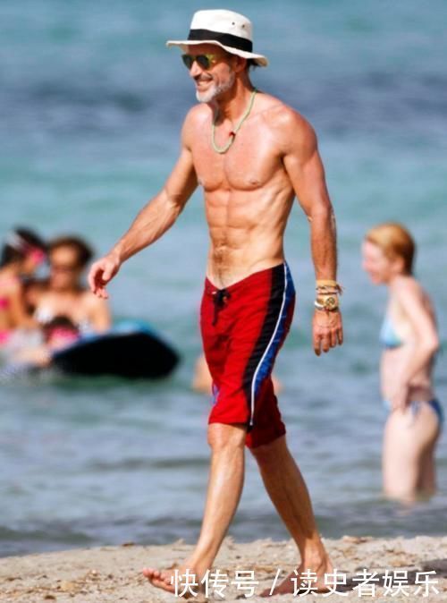 动作|平板支撑到底练什么的,是不是真的坚持两分钟和半小时没有区别