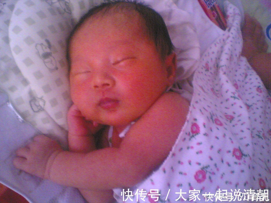 医生|最美新生儿出生,医生护士惊呆:上辈子做了什么好事得来的颜值