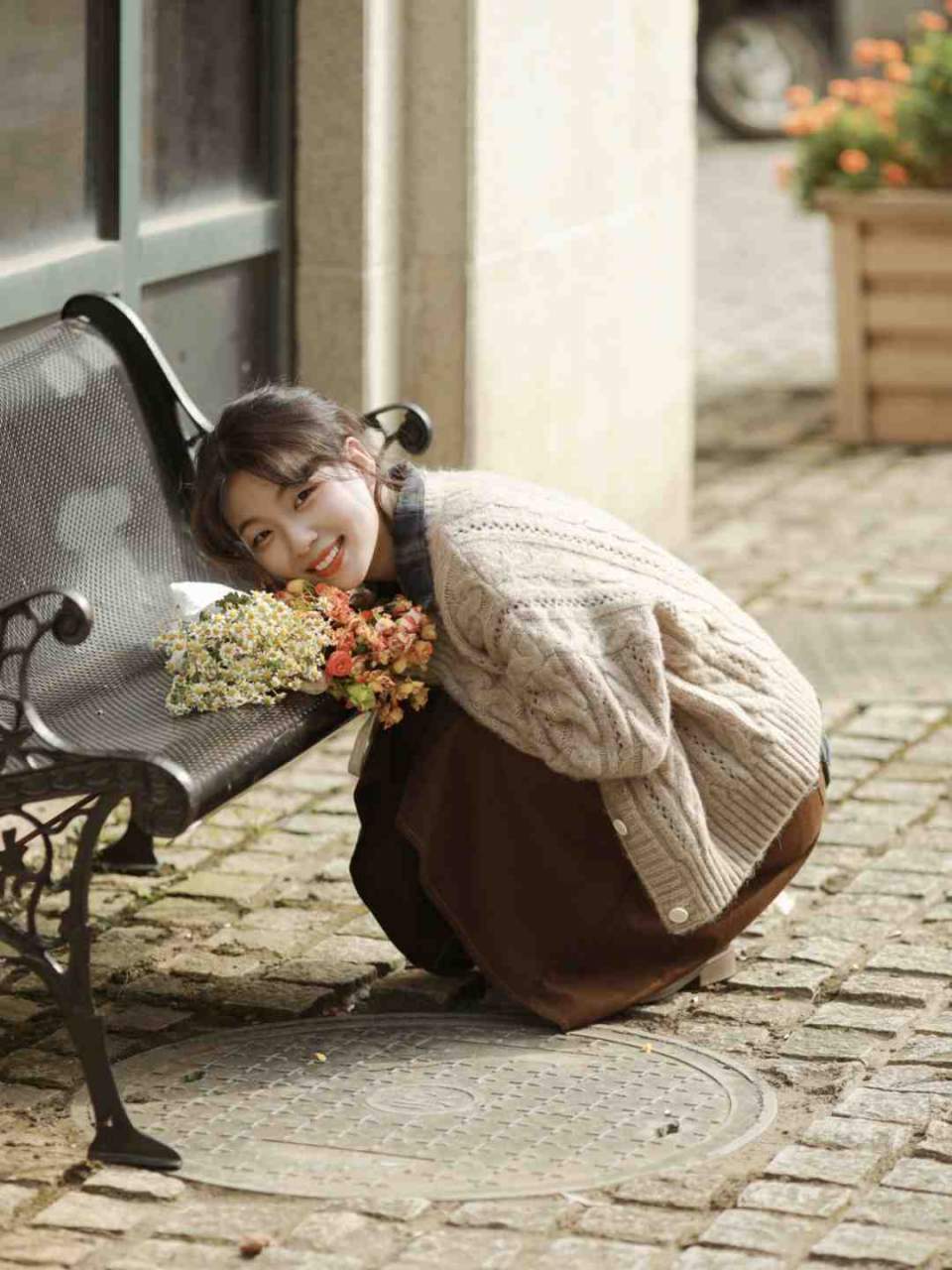 咖色|小个子女生不露腿穿搭法来喽!又美又可爱,软糯效果真的超减龄