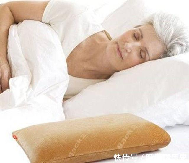 凌晨|肝不好的人，晚上睡觉时如果有4个表现，恭喜，肝病正在好转