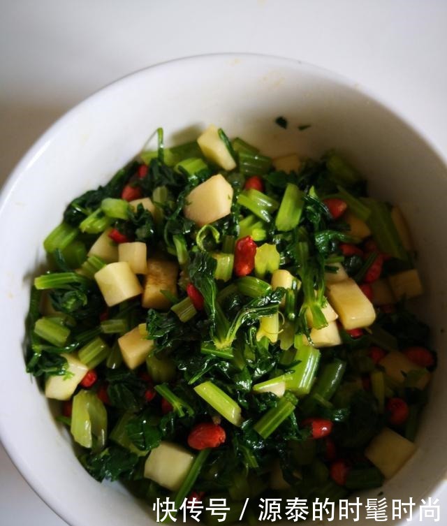 核桃不是最补脑的!它才是“补脑冠军”,家家厨房里都有,快收藏