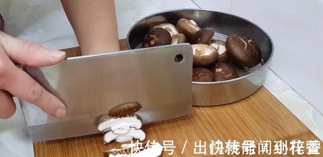 新吃法|香菇新吃法,教你简单一做,既营养又好吃,有孩子的最值得收藏下