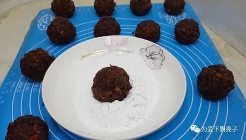 糯米粉这样做才简单,加半斤红豆,比蛋糕麻团还香,一周五次吃不够