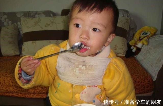 劝告父母孩子未满3岁,不要碰3种饭,容易伤脾胃,家长莫大意!