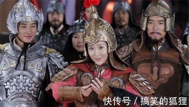 杨家众|杨家几代虎将为国捐躯，佘太君没被打垮，守灵看到一乞丐当场晕倒